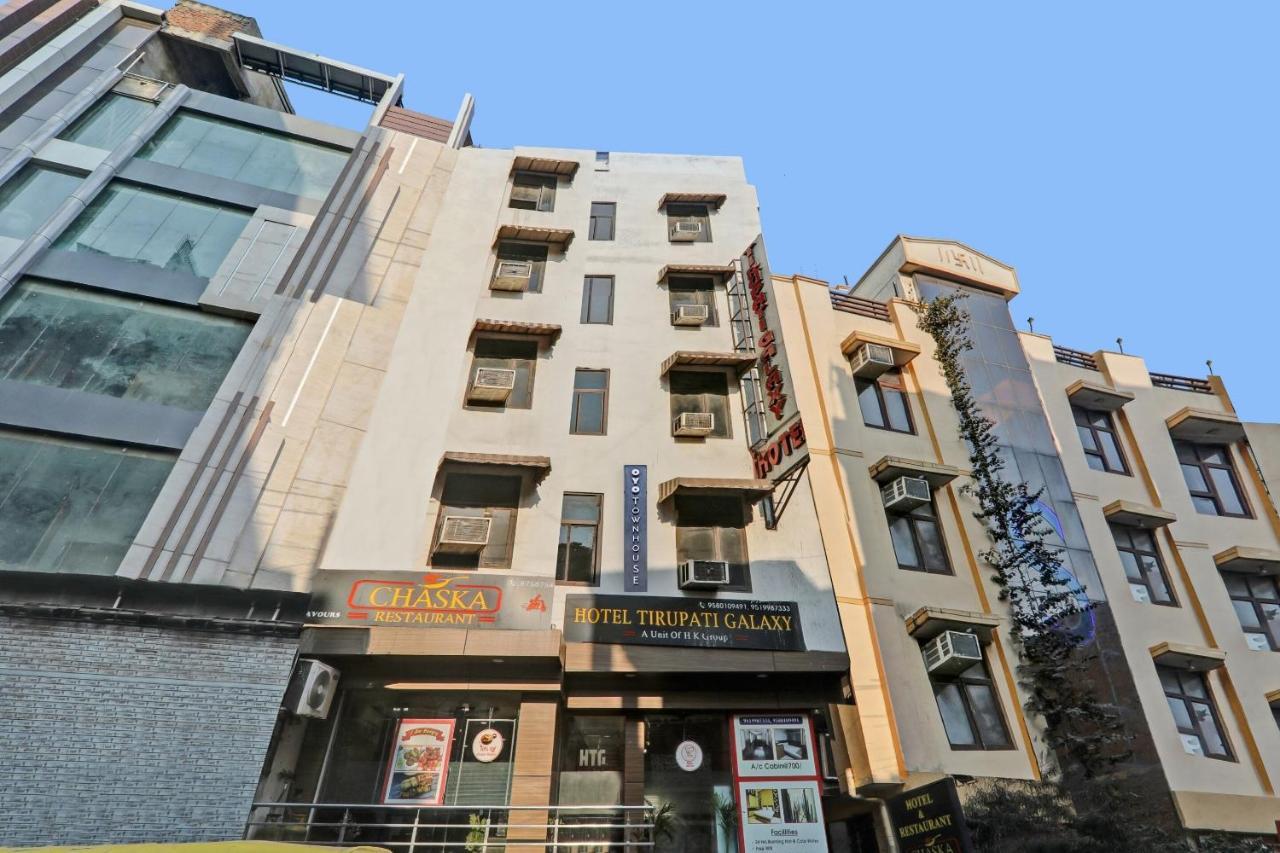 Townhouse 1182 Hotel Tirupati Galaxy Kānpur Eksteriør bilde